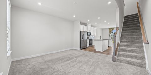 18-2833 Statesville Ave-18.jpg