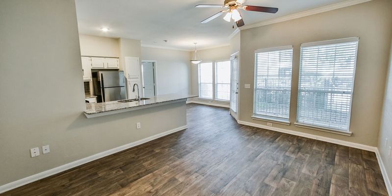 Houston Apartment: 13366 Briar Forest Dr