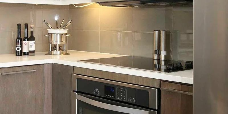 Houston Apartment: 2039 Post Oak Park Dr