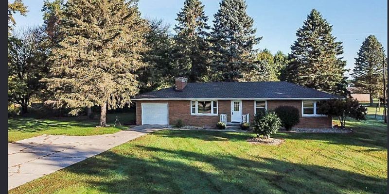 Granger House: 11887 Adams Rd