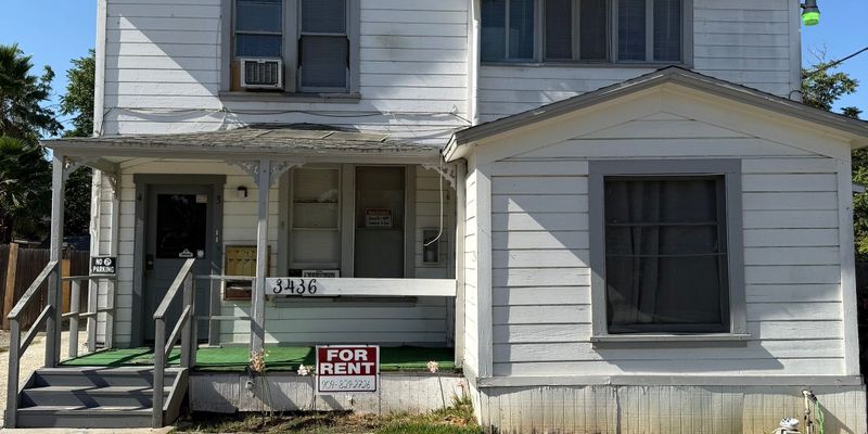 Riverside Apartment: 3436 4th St