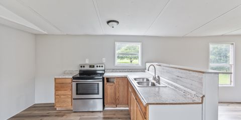 425 Eagle Way 2.0-6.jpg