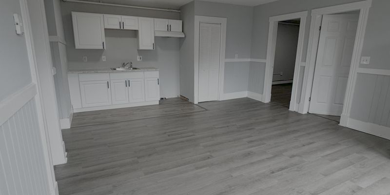 Indian Orchard Apartment: 274 Main Street
