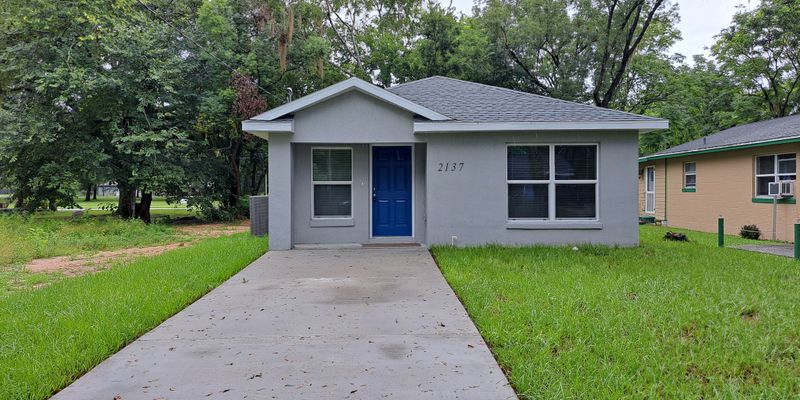 Ocala House: 2137 SW Fort King St