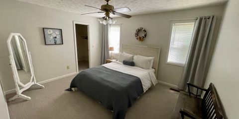 20 Guest Bed.JPG