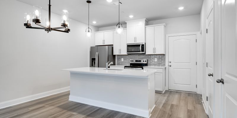 Gallatin House: 204 Douglas Bend Rd