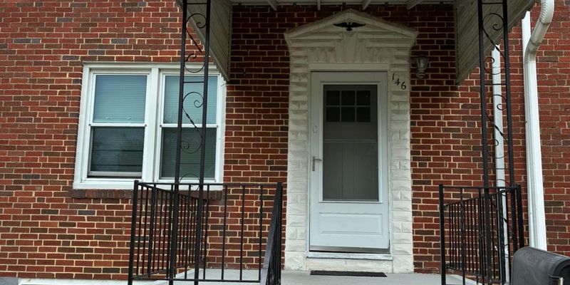 Catonsville House: 146 Cherrydell Rd