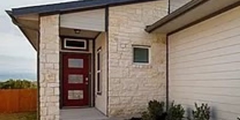 Austin House: 7717 Lowenfield Dr