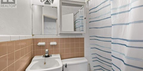 x13667064_30 2Barrie.jpg