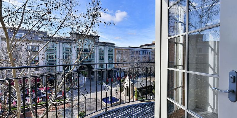 San Jose House: 367 Santana Hts