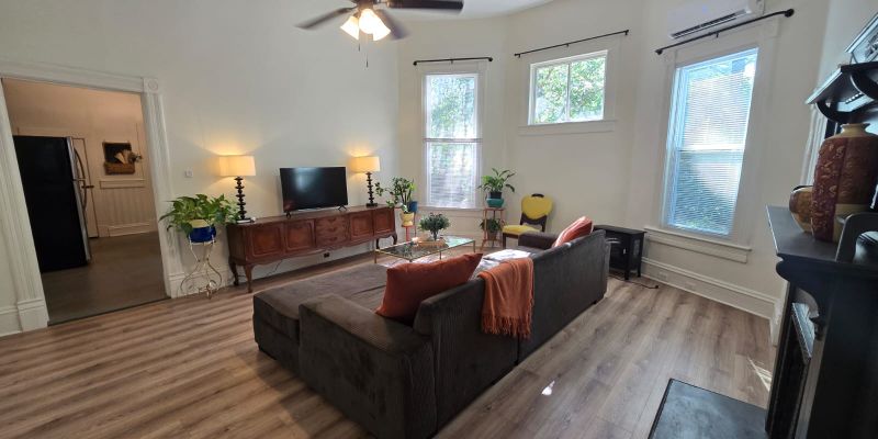 Montgomery Apartment: 1834 Highland Ave