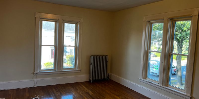 Leominster Apartment: 137 Merriam Ave