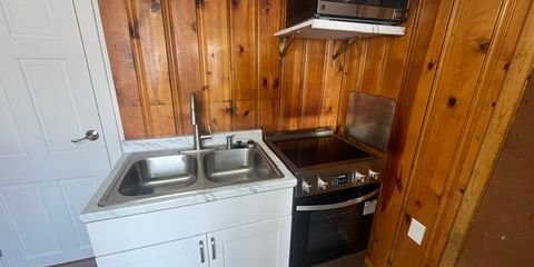 Kitchen 1 Unit 3.JPEG