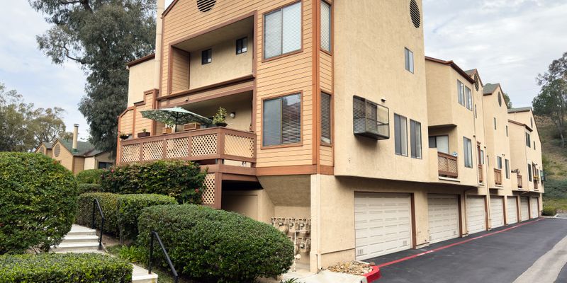San Diego House: 9411 Lake Murray Blvd, Unit C