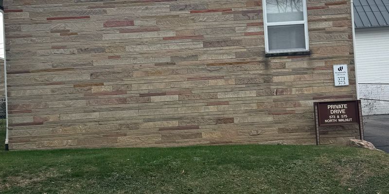 Wooster Apartment: 573 N Walnut St