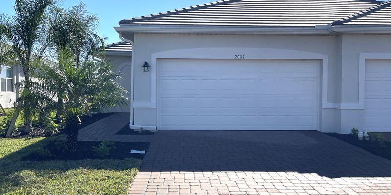 Naples House: 2007 Fairmont Ln