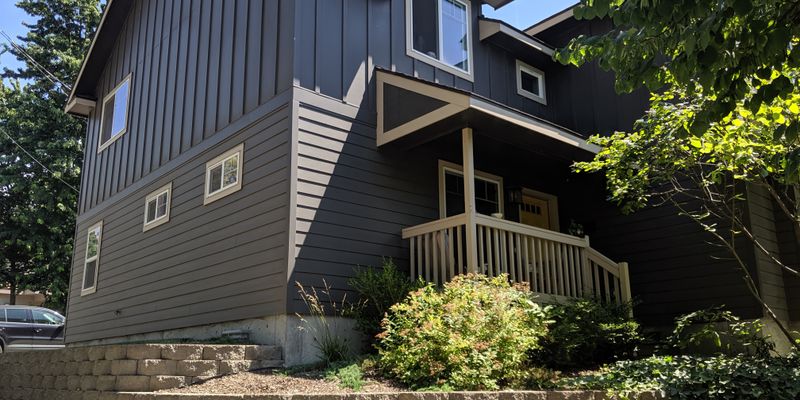 Walla Walla House: 710 Valencia Street