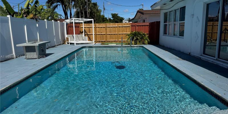North Miami Beach House: 19410 NE 19th Ave