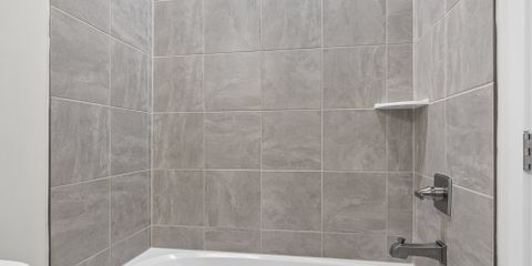 28-2833 Statesville Ave-28.jpg