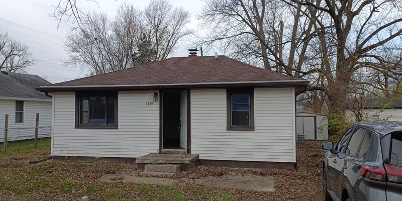 Indianapolis House: 3206 S Temple Ave