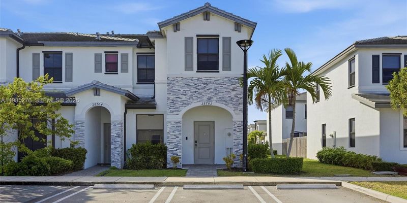 Homestead Townhome: 28702 SW 133rd Ct