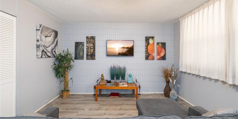 Honolulu Condo: 1911 Kalakaua Avenue 406