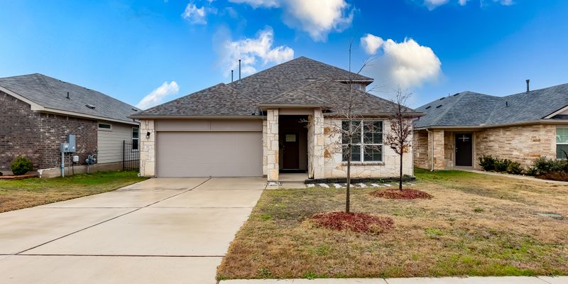 Leander House: 312 Empress Tree Dr