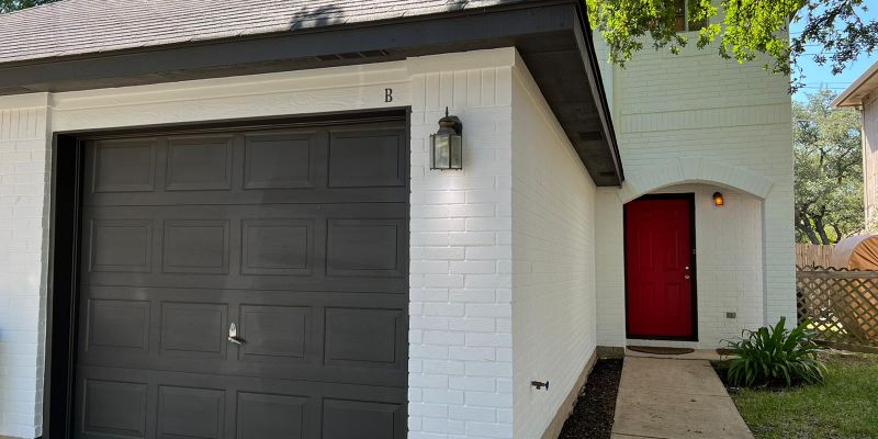 Austin Multiplex: 9708 Sugar Hill Dr