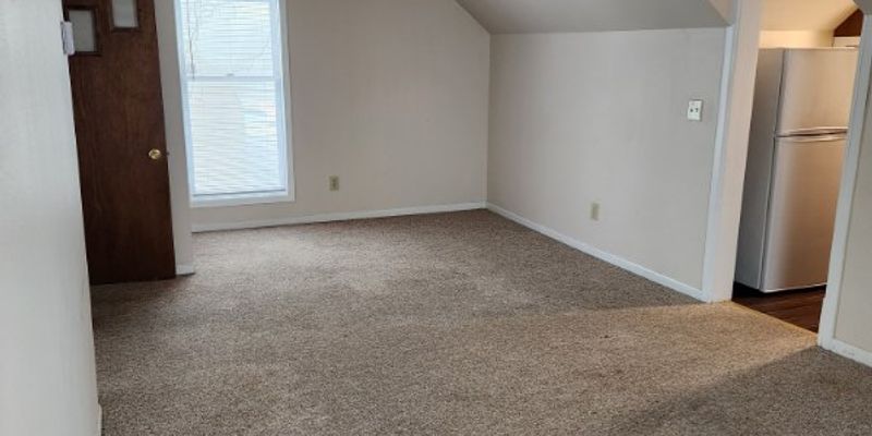 Adrian Apartment: 515 Company St