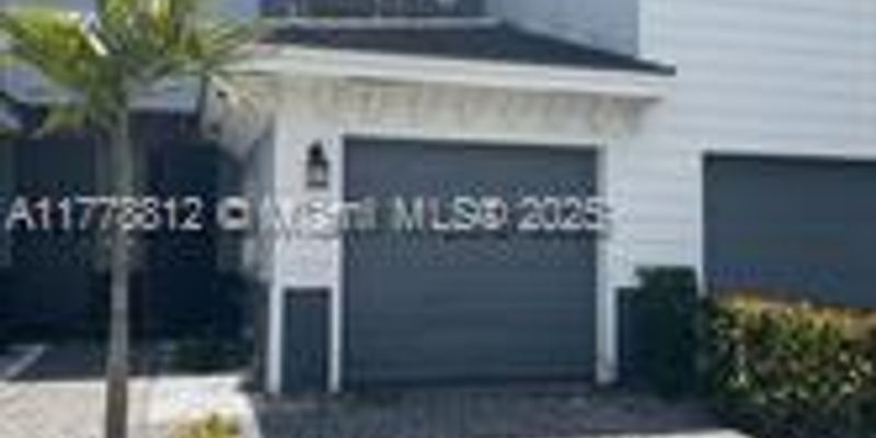 Lauderhill House: 3508 NW 13th St # 3508