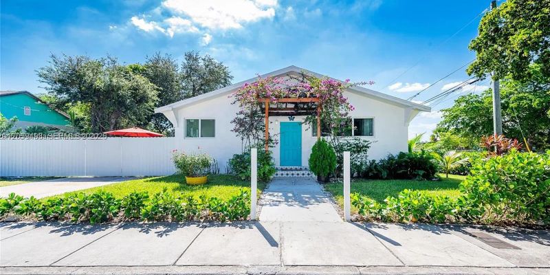 MIAMI House: 444 NW 77th ST # A
