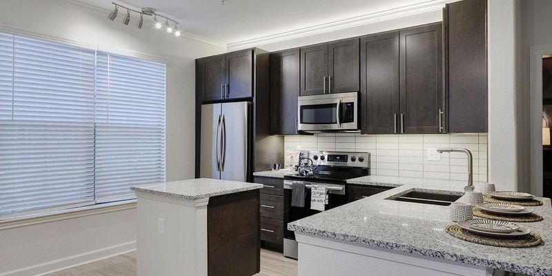 Houston Apartment: 12330 N Gessner Rd