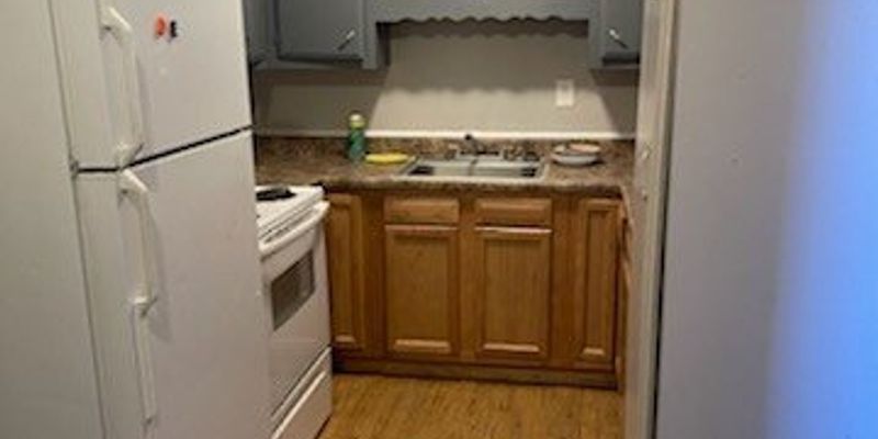 Albuquerque Apartment: 300 Charleston St NE