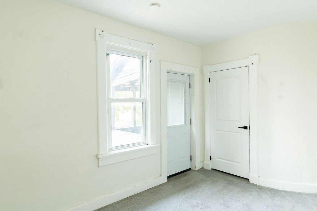 415 Brightwood Ave photo 25