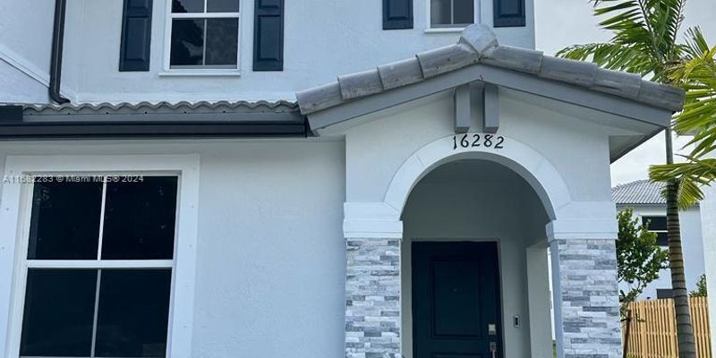 Homestead House: 16282 SW 291st St