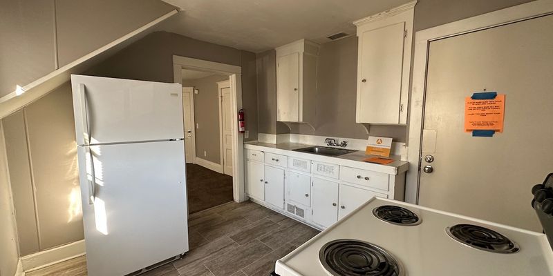 Kalamazoo House: 1803 Portage Street