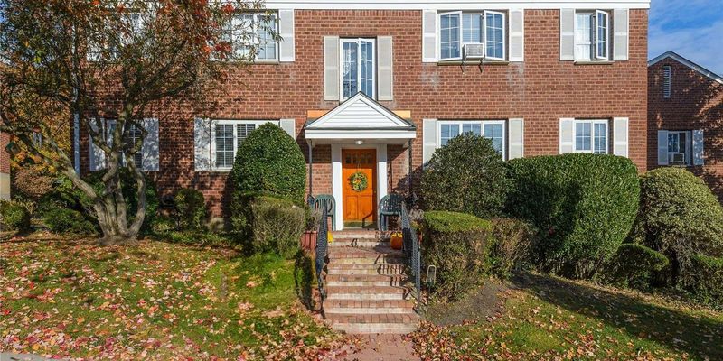 Huntington House: 47 Nathan Hale Dr #apt UQ32437D