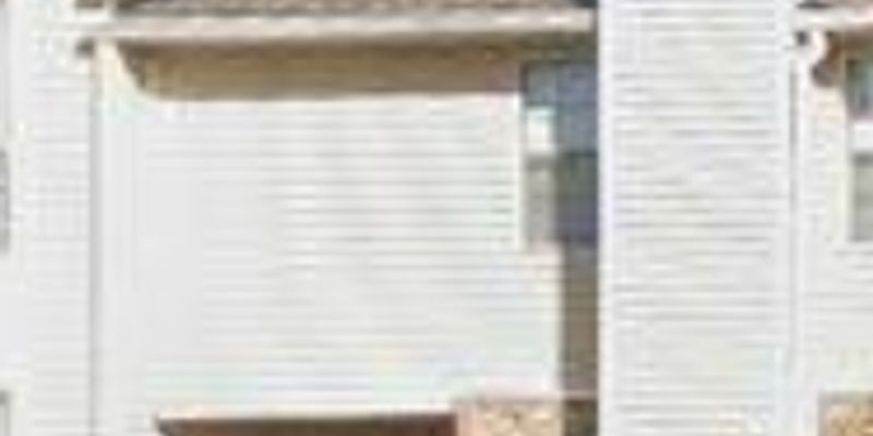 Anniston House: 5405 Centerbrook Dr