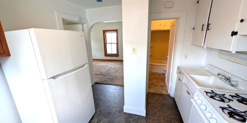 Johnstown Apartment: 1 Fon Clair St