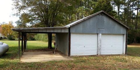 8324 dennisville garage.jpg