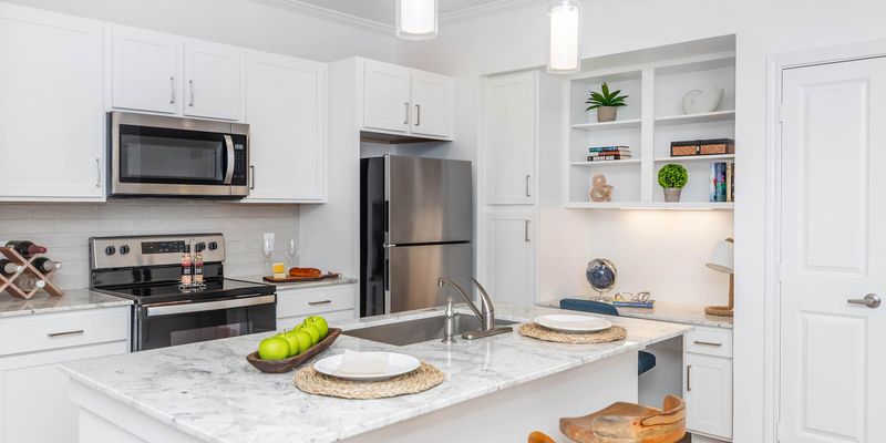 Houston Apartment: 2649 Austin St