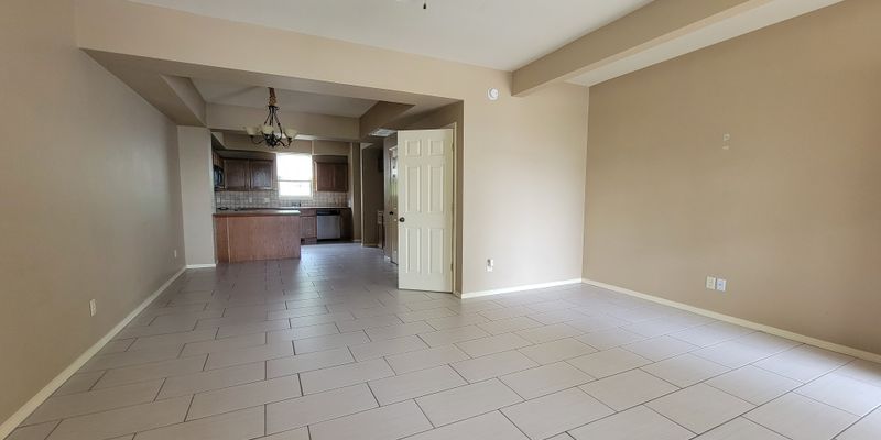 Centerton Townhome: 192 Fair St