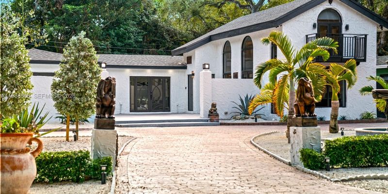 North Miami House: 1730 NE 137th Terrace