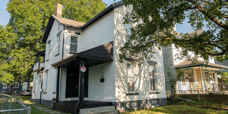415 Brightwood Ave photo 1
