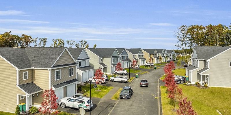 Wrentham Townhome: 5 Eagle Brook Blvd