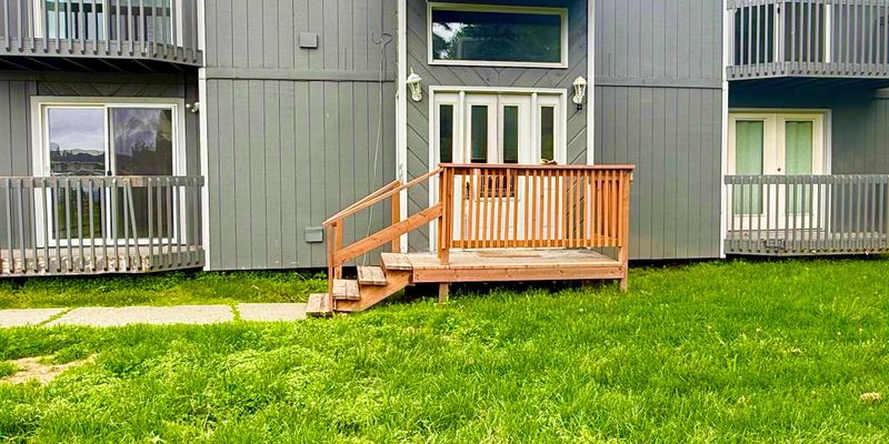 Eagle River Apartment: 11420 Heritage Ct.
