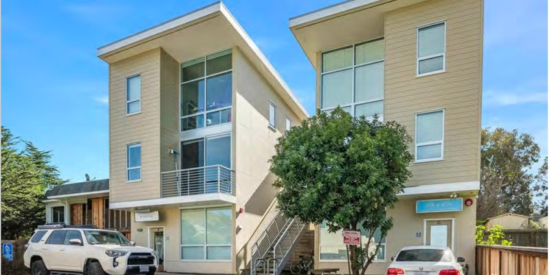 Pacifica Apartment: 411 Dondee Way