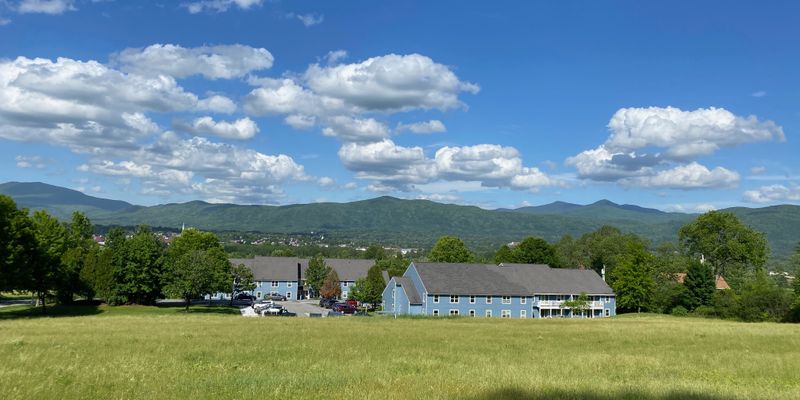 Rutland Apartment: 16 Campbell Rd