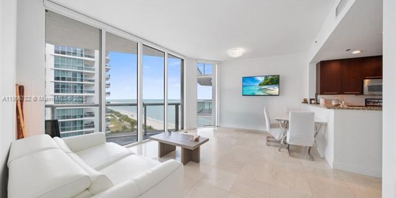 Miami Beach Condo: 6515 Collins Ave