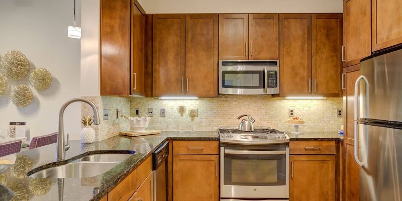 Houston Apartment: 1655 Brittmoore Rd